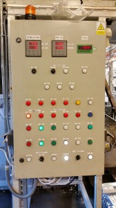 Controlling switchboard for furnace for ZN  